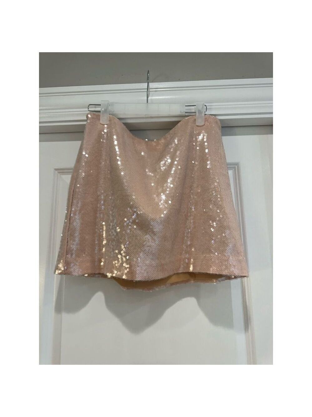 Cinq à Sept Women's Pink Sequin Miniskirt Size 8 Never Worn! - Picture 4 of 5